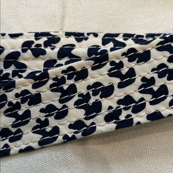 J. Crew blue/cream, little mushroom Print Belt small/medium new without tags - Picture 2 of 5